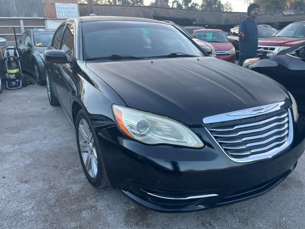 2012 Chrysler 200 LX