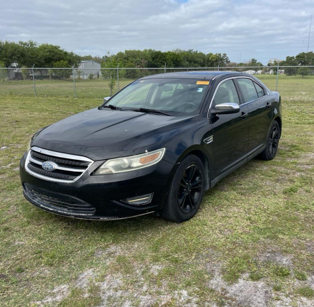 2012 Ford Taurus Limited FWD's photo