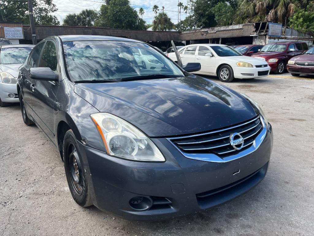 2010 Nissan Altima Base