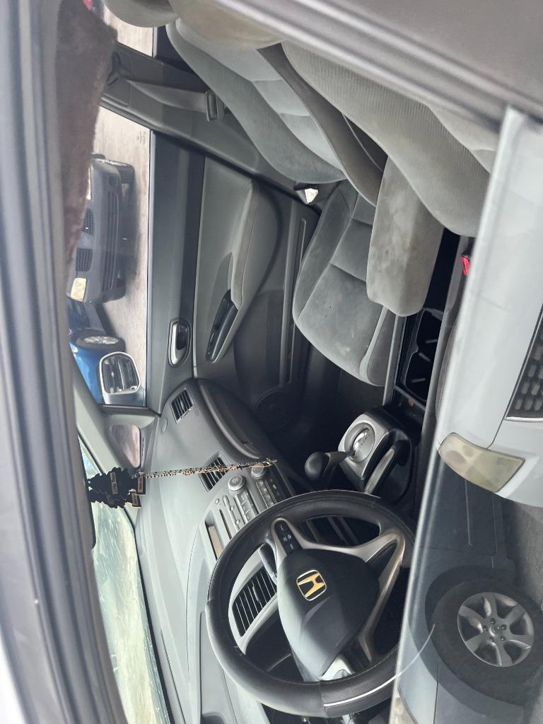 2010 Honda Civic LX - Photo 6