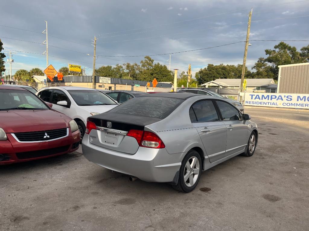 2010 Honda Civic LX - Photo 7
